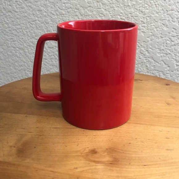 Starbucks 2020 Red Mug Classic Green Logo With Angular Handle 11 oz. - Picture 3 of 5